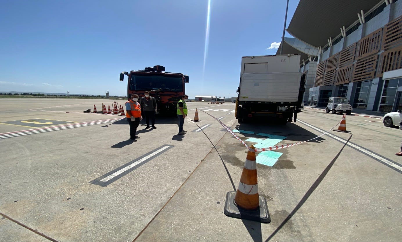 Batman Havalimanında uygulamalı yakıt sızıntısı eğitimi
