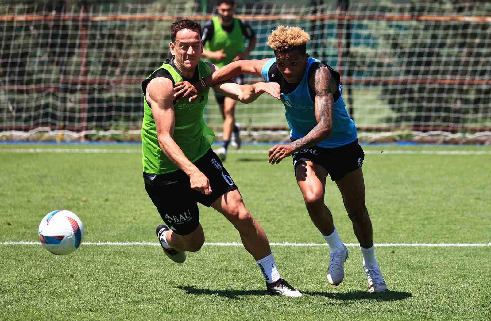 Beşiktaş&rsquo;ta, &Ccedil;aykur Rizespor ma&ccedil;ı hazırlıkları başladı
