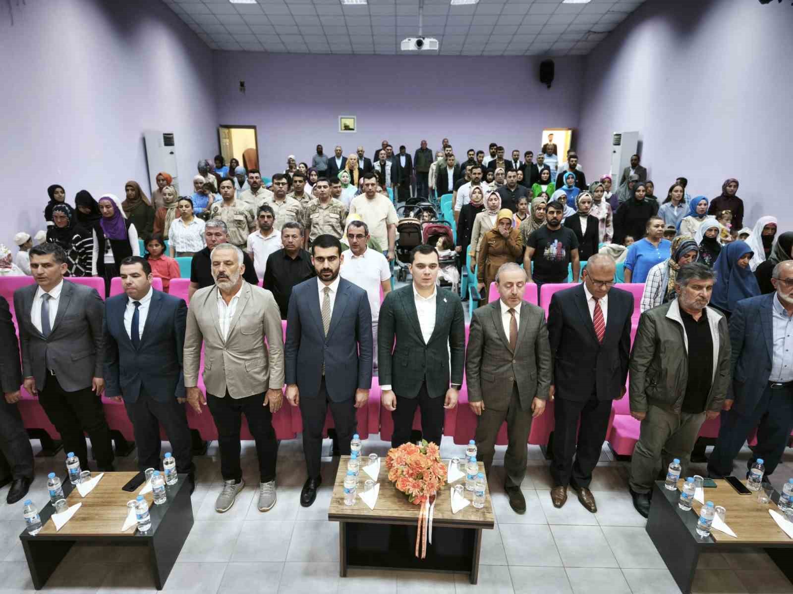 Tunceli&rsquo;de miniklerin yoğun katılımlı Kur&rsquo;an kursu kapanış programı
