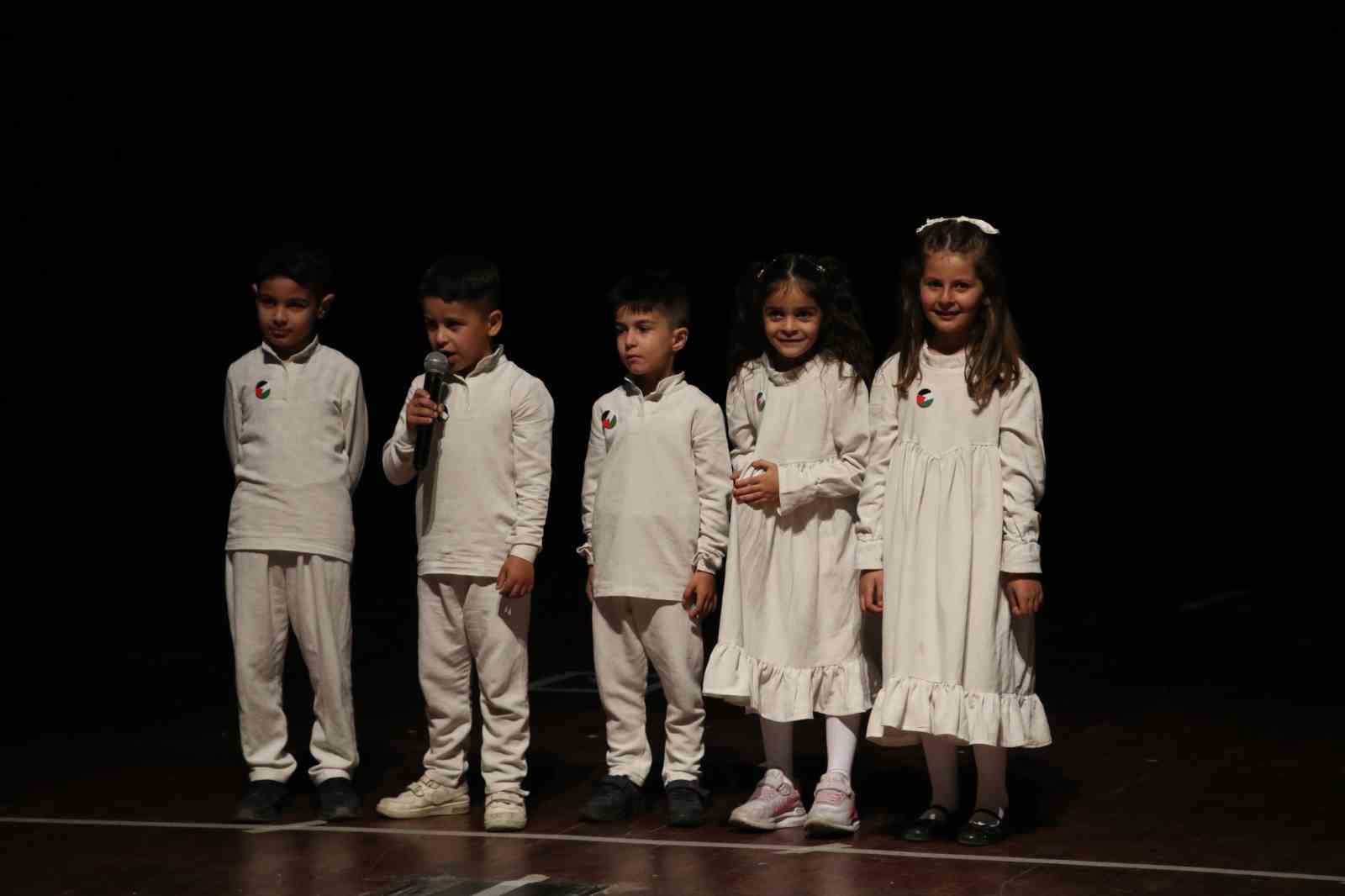 Uşak&rsquo;ta Kur&rsquo;an Kursları yıl sonu kapanış programları d&uuml;zenlendi
