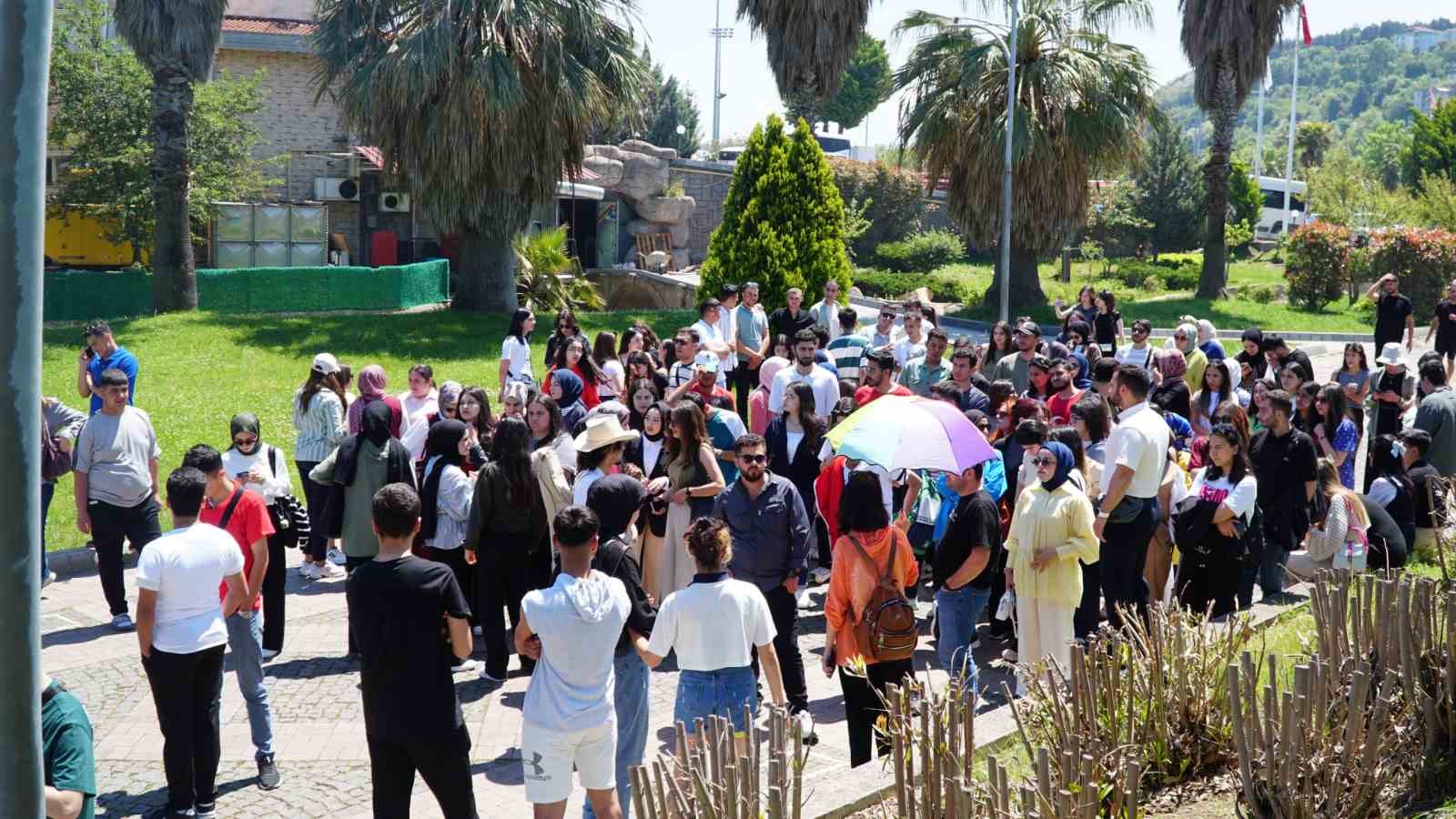 Şehitkamilli gençlerden Samsun çıkarması
