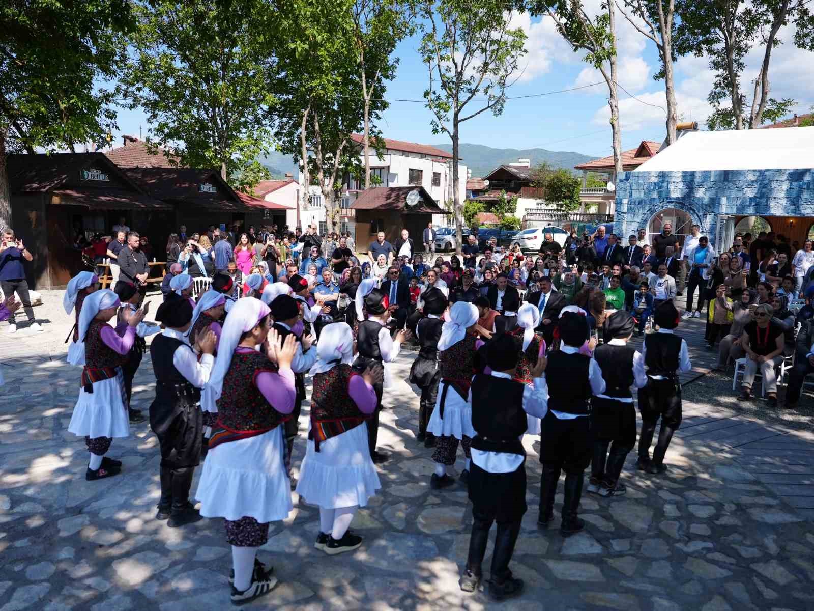 D&uuml;zce&rsquo;de M&uuml;zeler Haftasına antik tiyatro ev sahipliği yaptı
