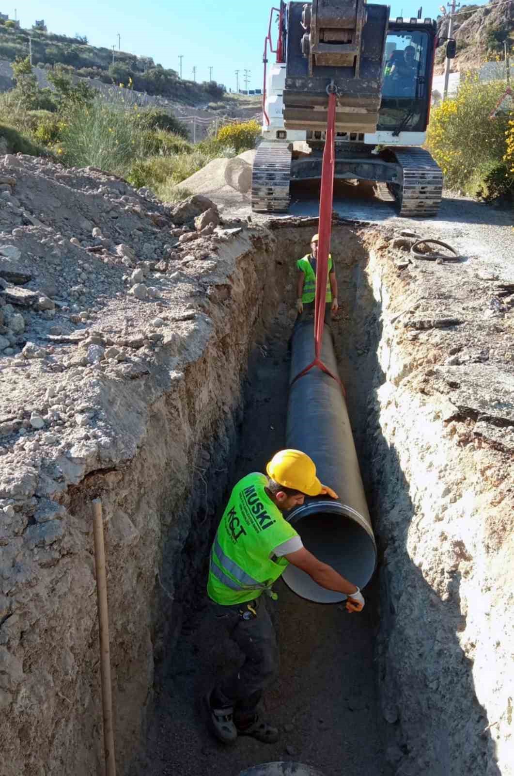 Bodrum’da arızalı su isale hatlarının 3 bin 200 metresi yenilendi
