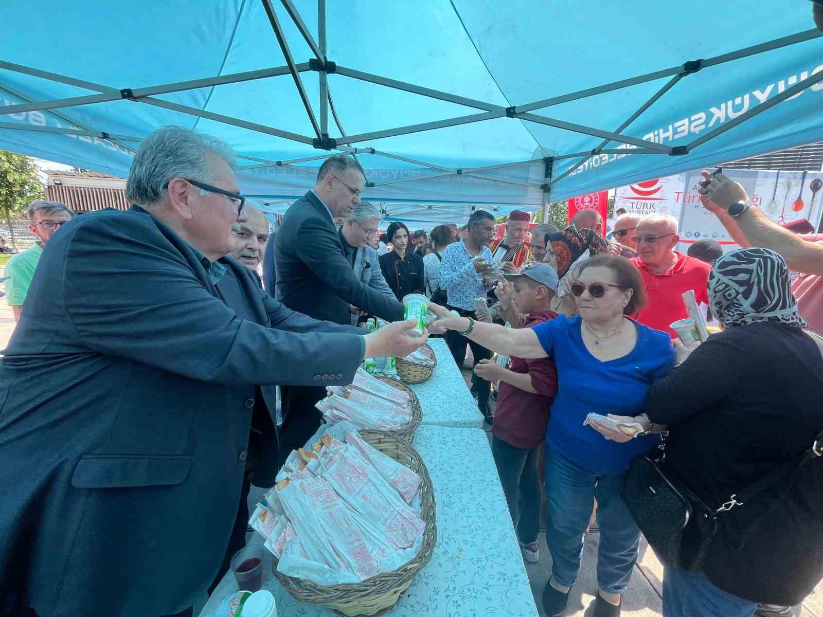 Yöresel lezzetler damakları şenlendirdi