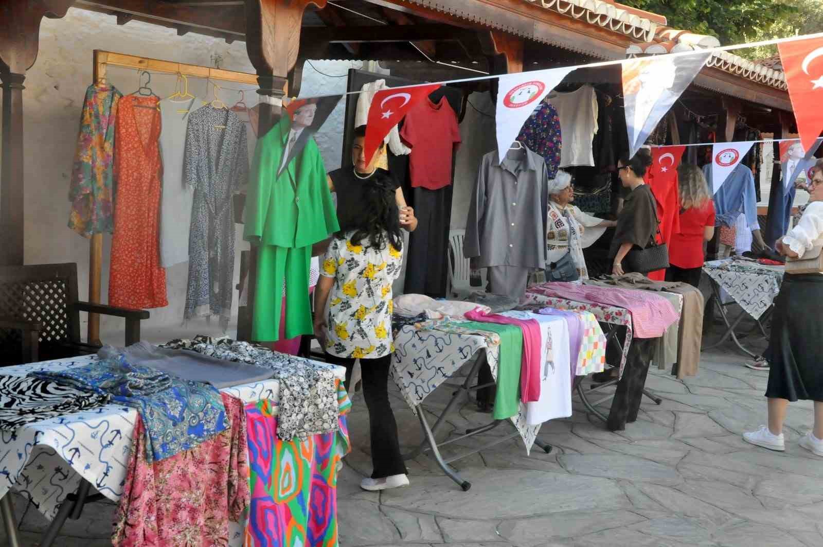 Muğla’da kursiyerlerden el emeği sergisi