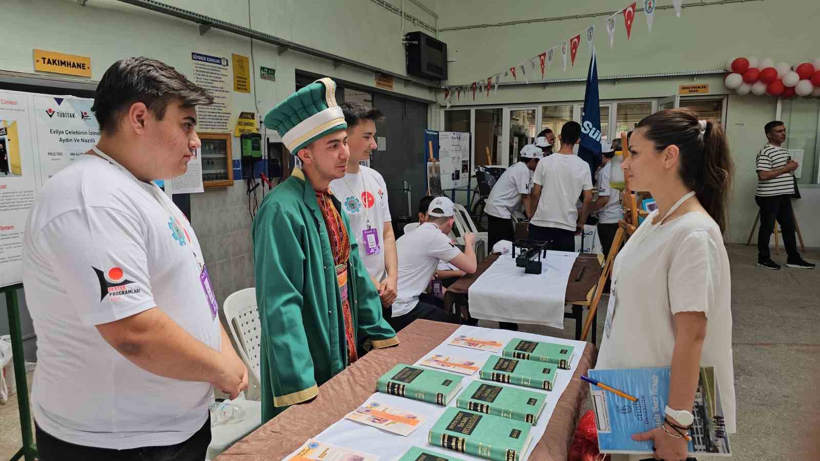 Meslek liselilerin bilim projeleri g&ouml;r&uuml;c&uuml;ye &ccedil;ıktı
