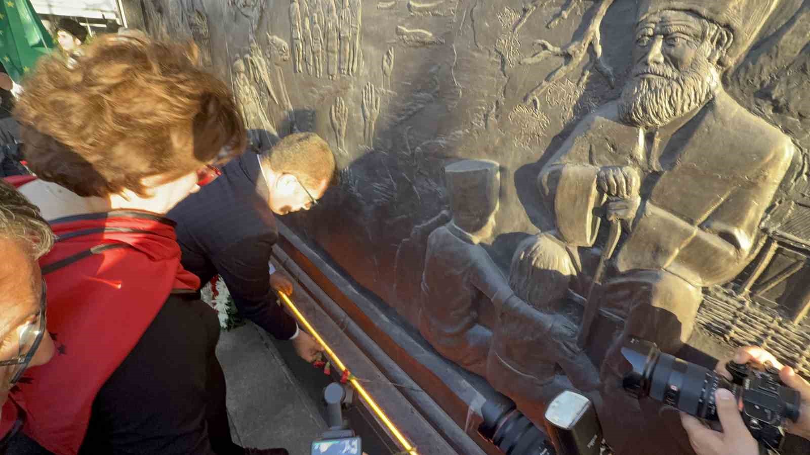 &Ccedil;erkes s&uuml;rg&uuml;n&uuml; D&uuml;zce&rsquo;de anıldı
