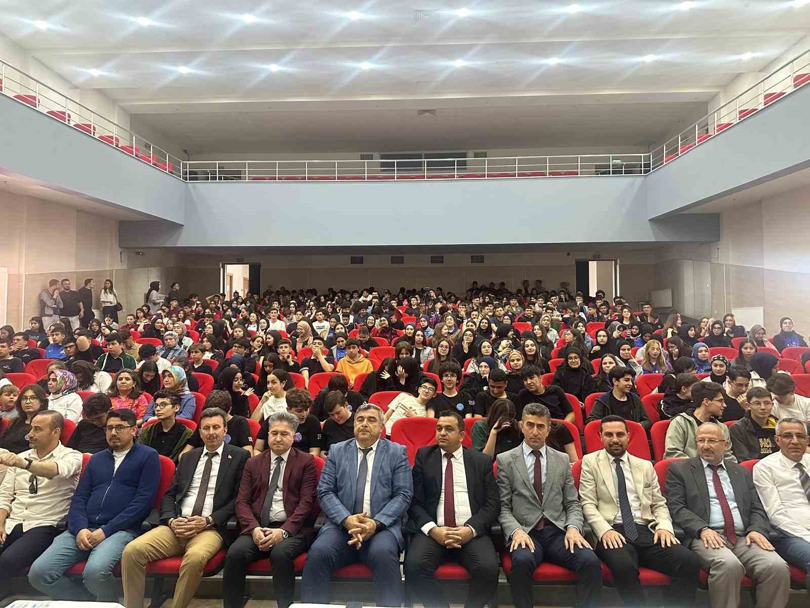 Afyonkarahisar’ı Keşfet Bilgi ve Kültür Yarışması finali gerçekleşti