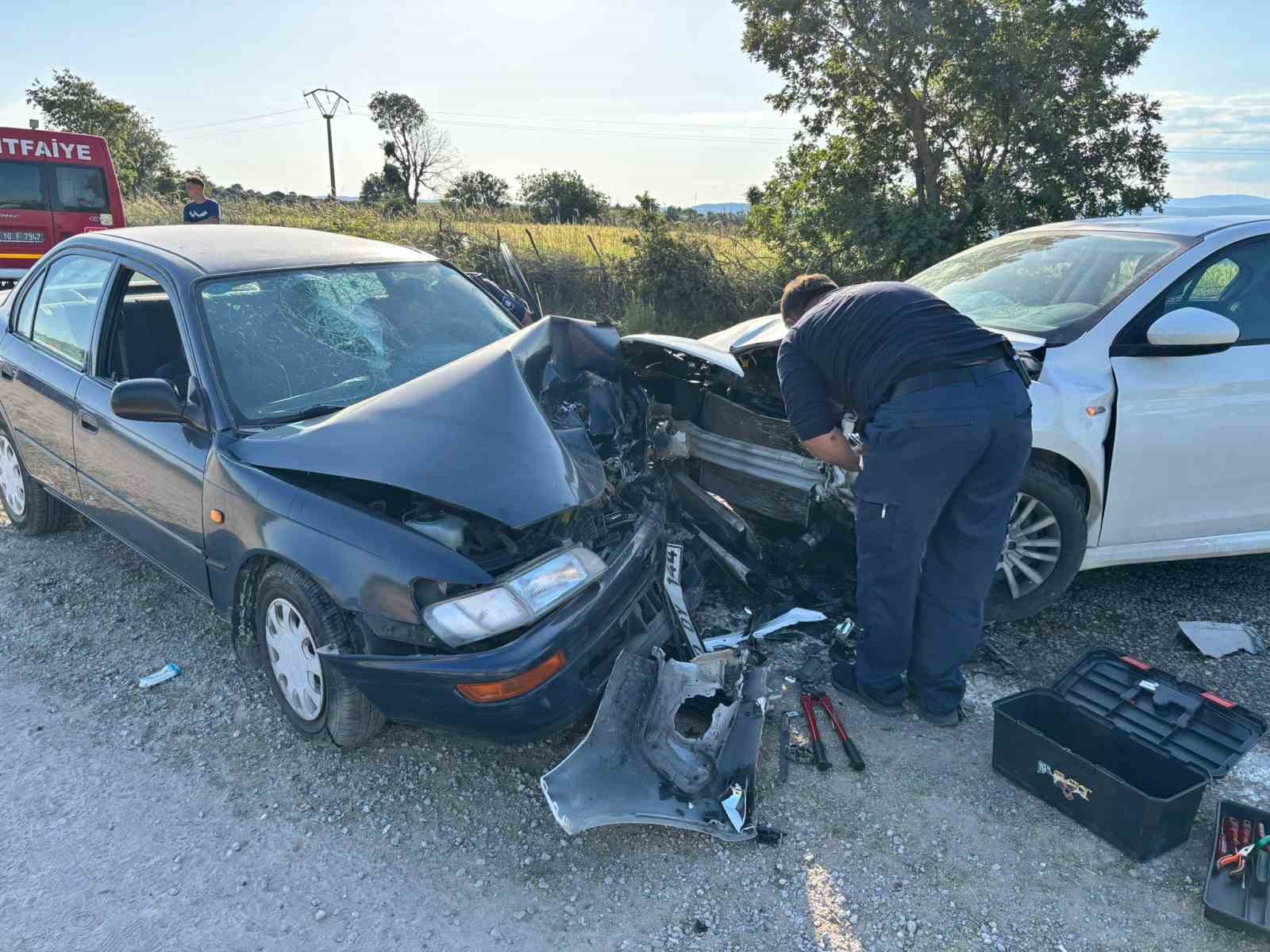 İvrindi’de trafik kazası: 5 yaralı İhlas Haber Ajansı