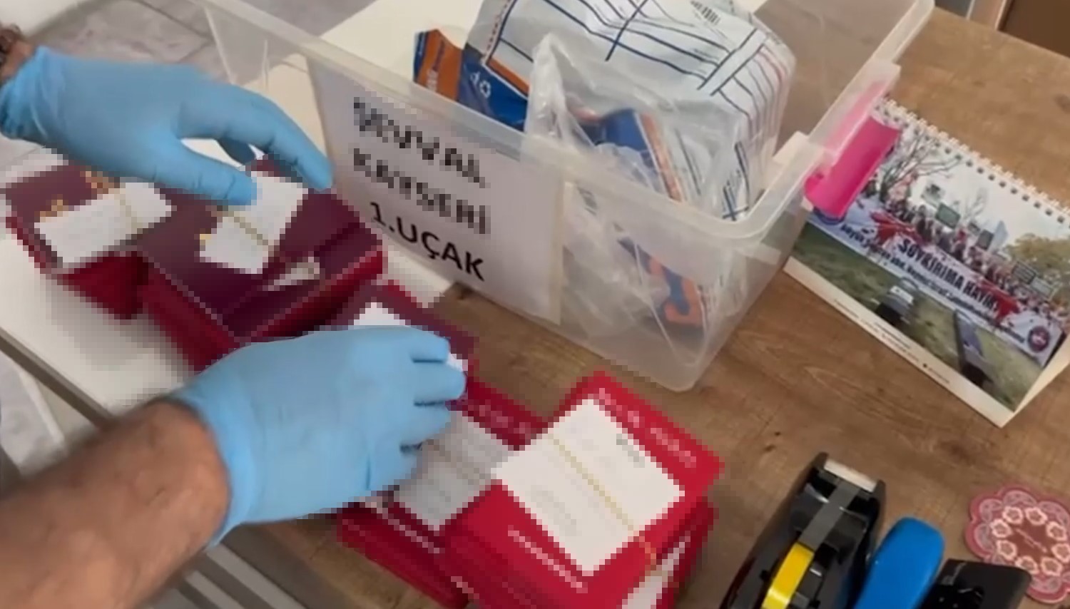 Hac ve umreye gitmek isteyen vatandaşları dolandıran 5 kişi yakalandı