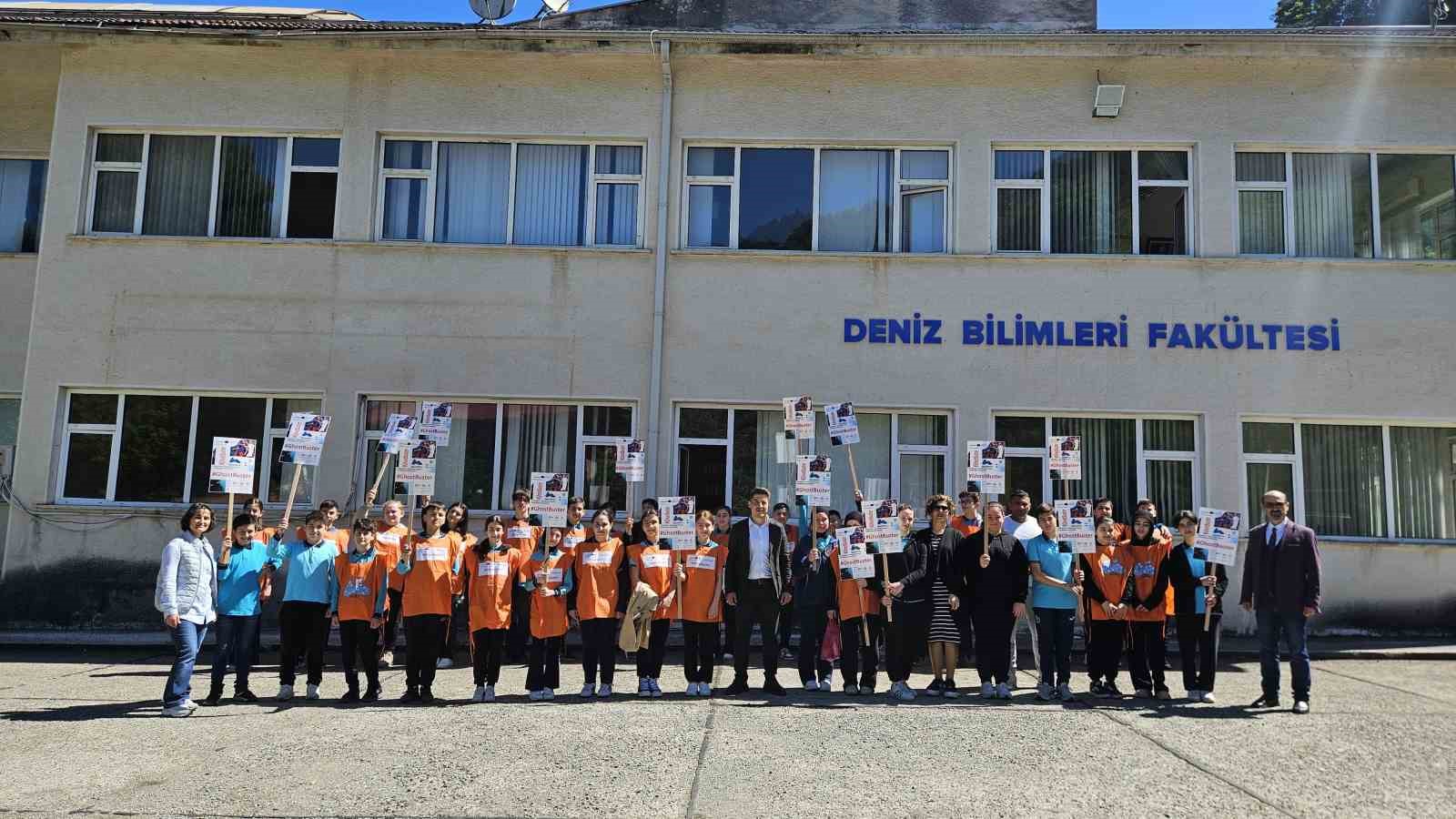 Karadeniz’in derinleri hayalet ağlarla dolu
