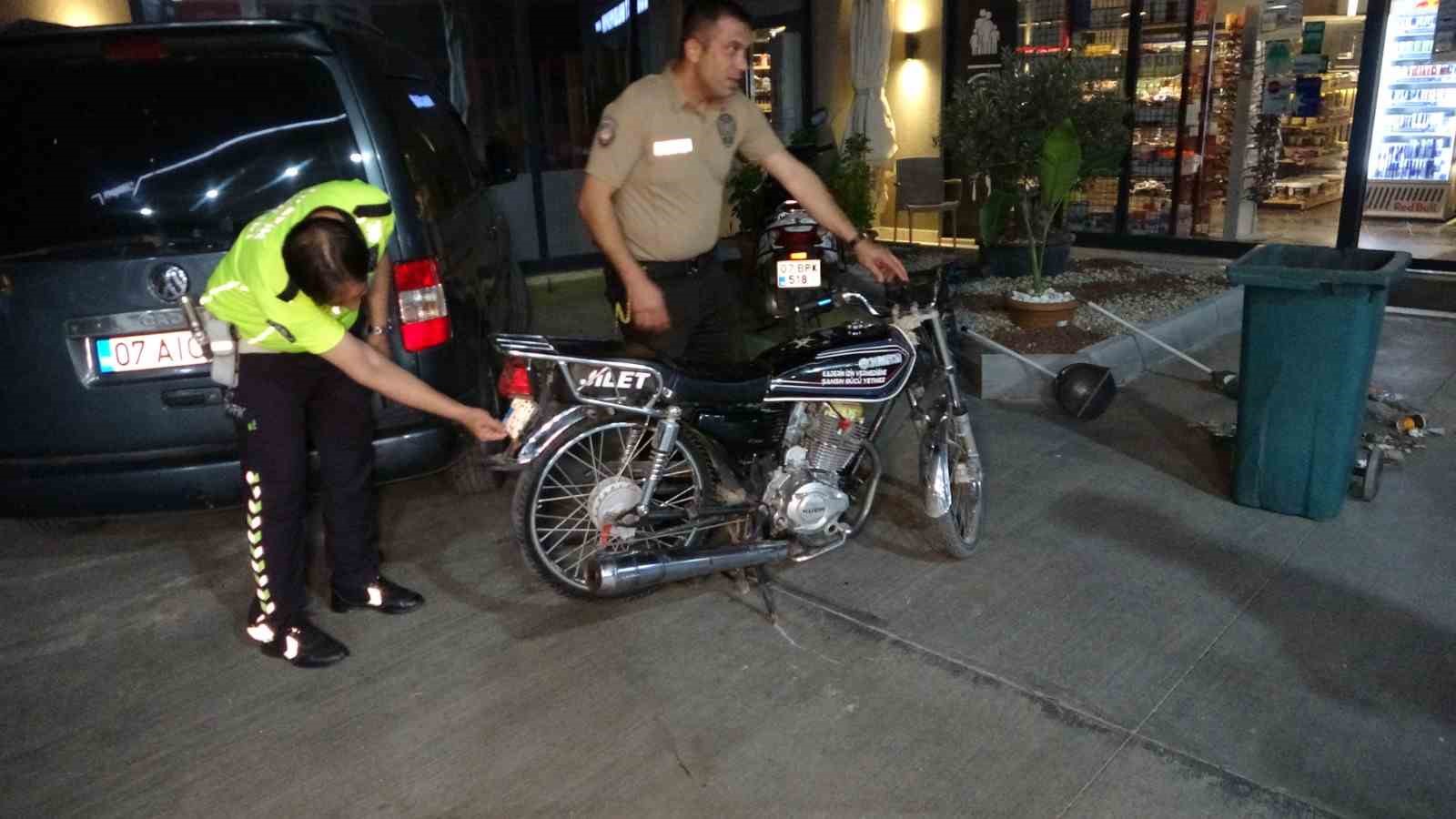 Manavgat’ta abartılı egzozlu ehliyetsiz iki motosikletliye 100 bin TL üzerinde ceza