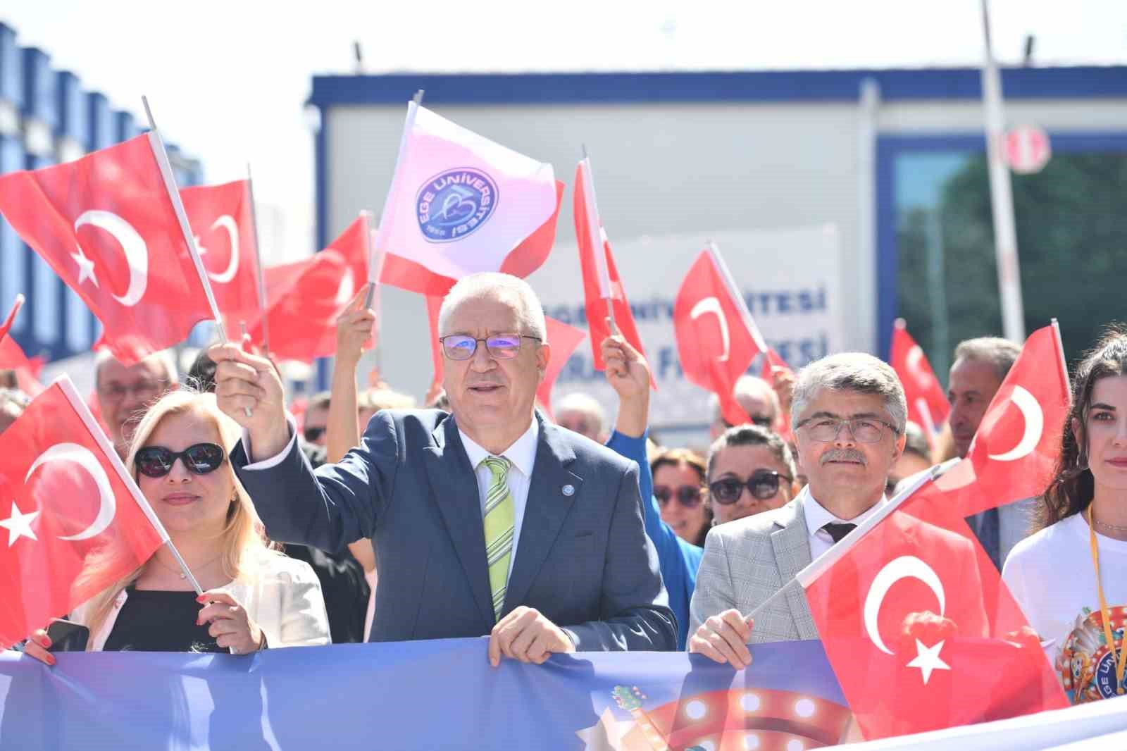 Ege Üniversitesi 44. Kültür, Sanat ve Spor Şenliği başladı

