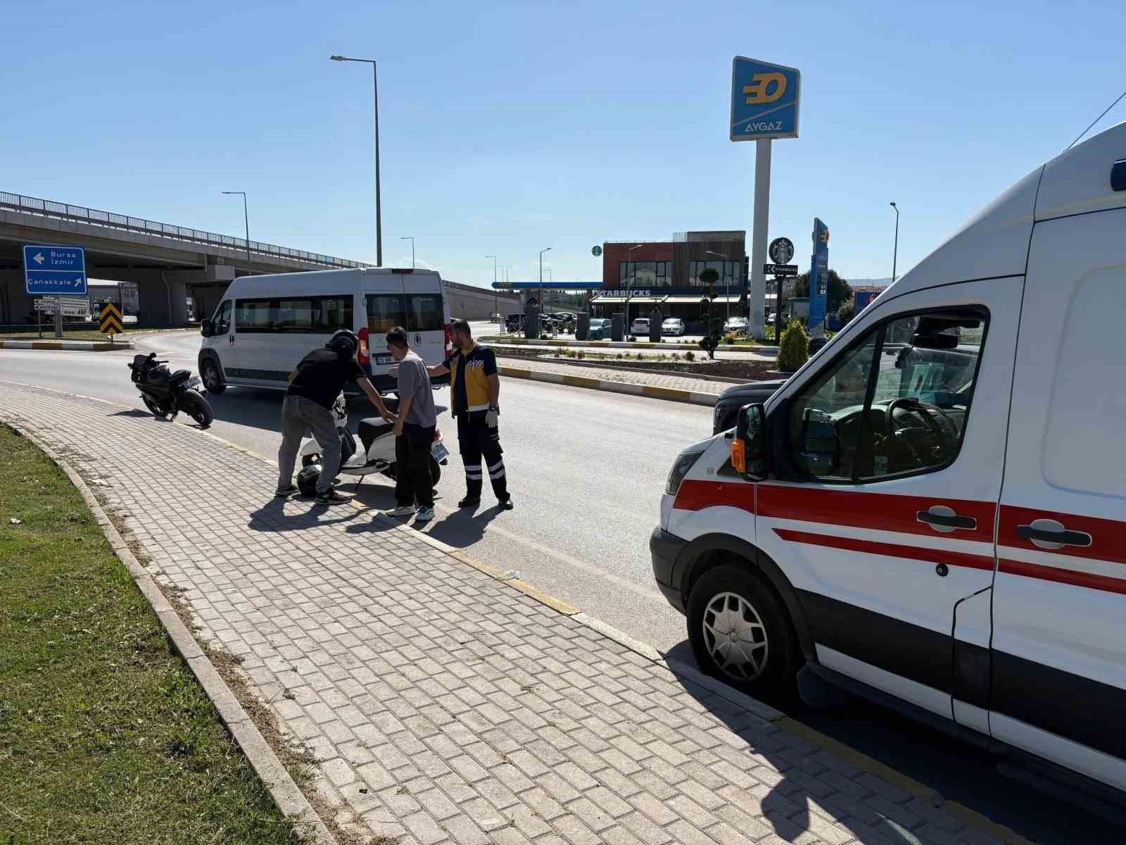 Bandırma’da motosiklet kazası: 1 kişi yaralandı