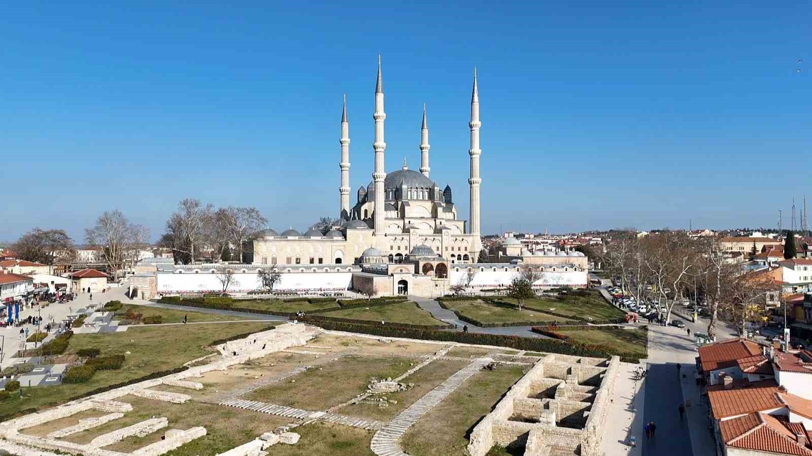 Mimariyle yazılmış tarih: Edirne’nin Selatin camilerinde gizli anlamlar ortaya çıktı