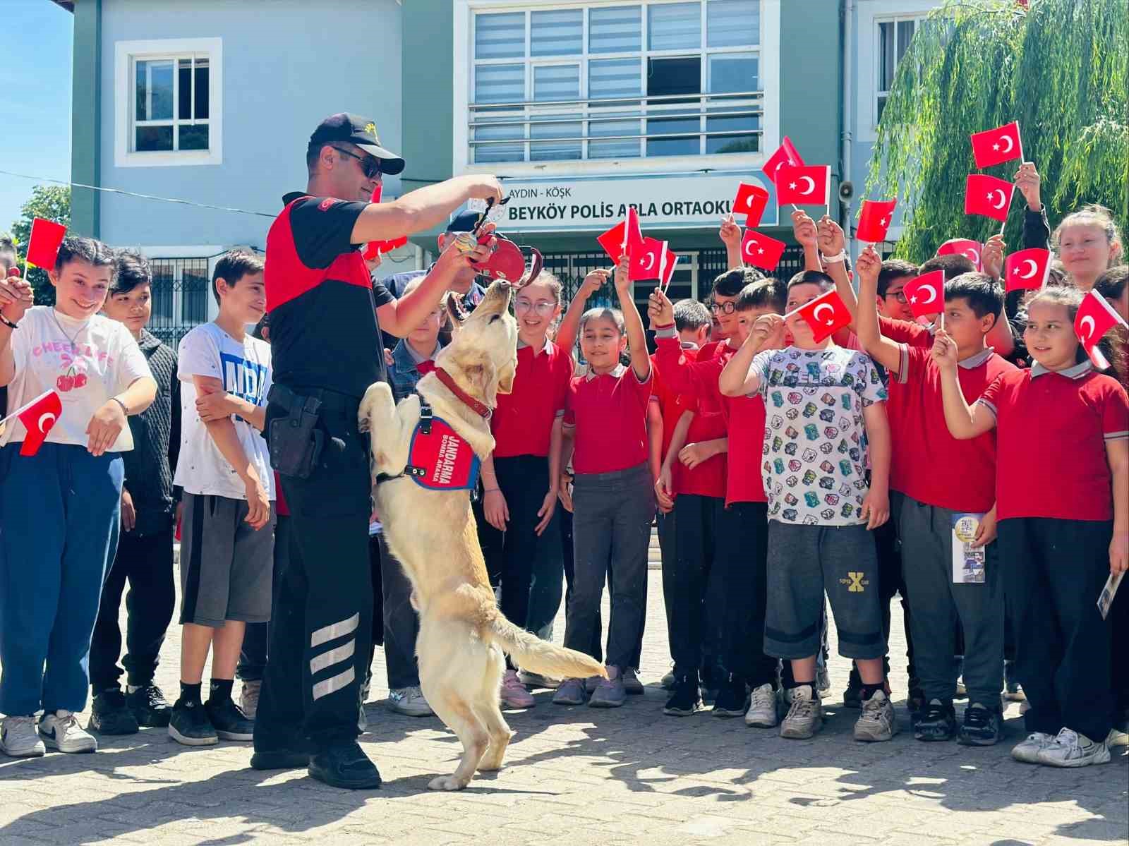 Köşk’te öğrencilere siber zorbalık anlatıldı
