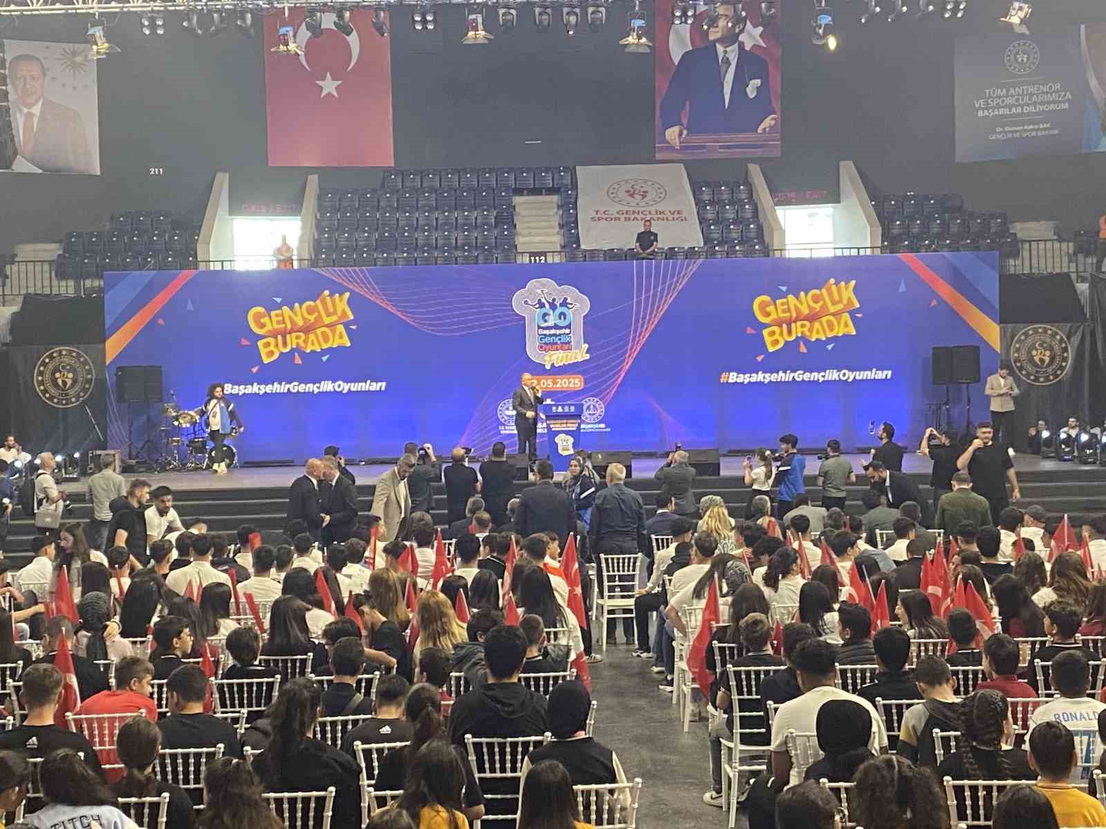 Başakşehir Gençlik Oyunları’nda final heyecanı yaşandı