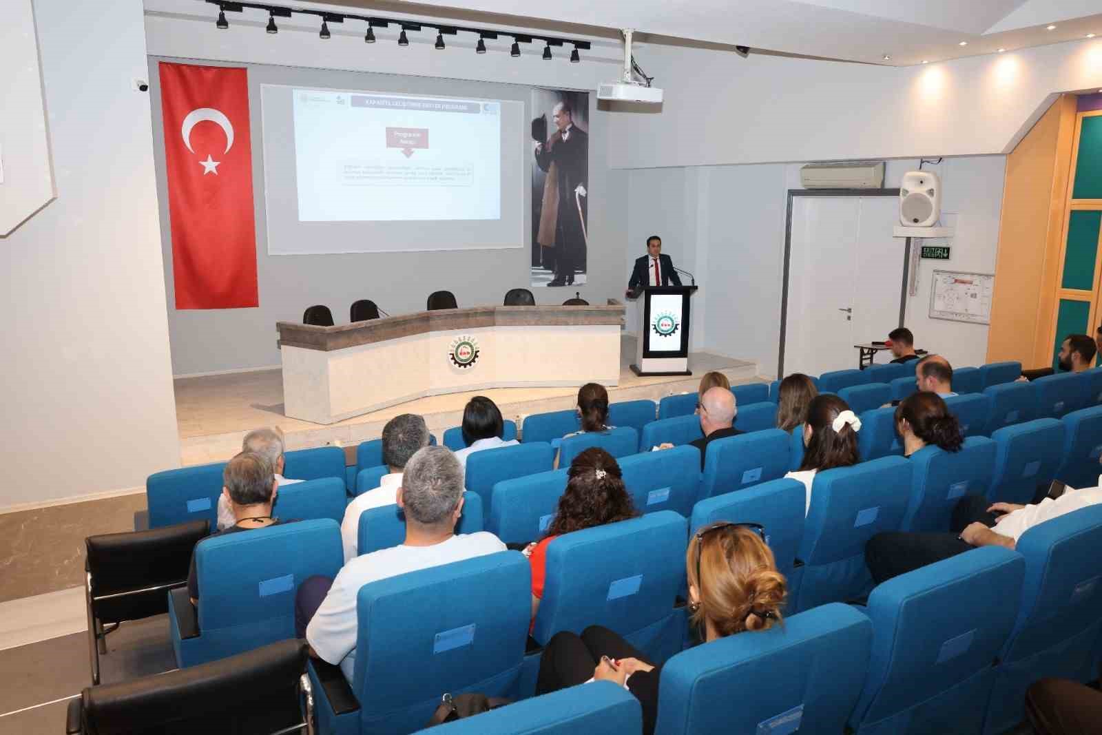 Denizli OSB’de Kapasite Geliştirme Küresel Rekabetçilik Destek programı anlatıldı
