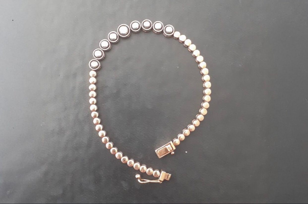 Isparta&lsquo;da AVM&rsquo;de kaybolan değerli takı, polisin takibiyle bulundu
