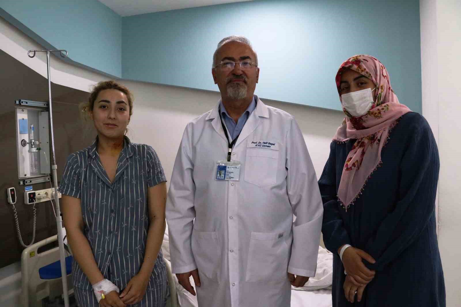 İzmir ve Kahramanmaraş’tan gelen glomus tümörlü hastalar şifayı Van’da buldu