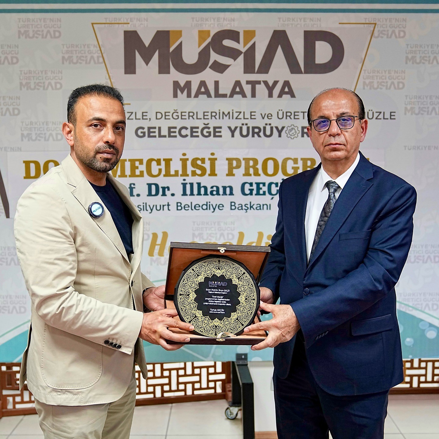 Başkan Ge&ccedil;it, M&Uuml;SİAD&rsquo;ın &lsquo;Dost meclisi&rsquo; programına katıldı
