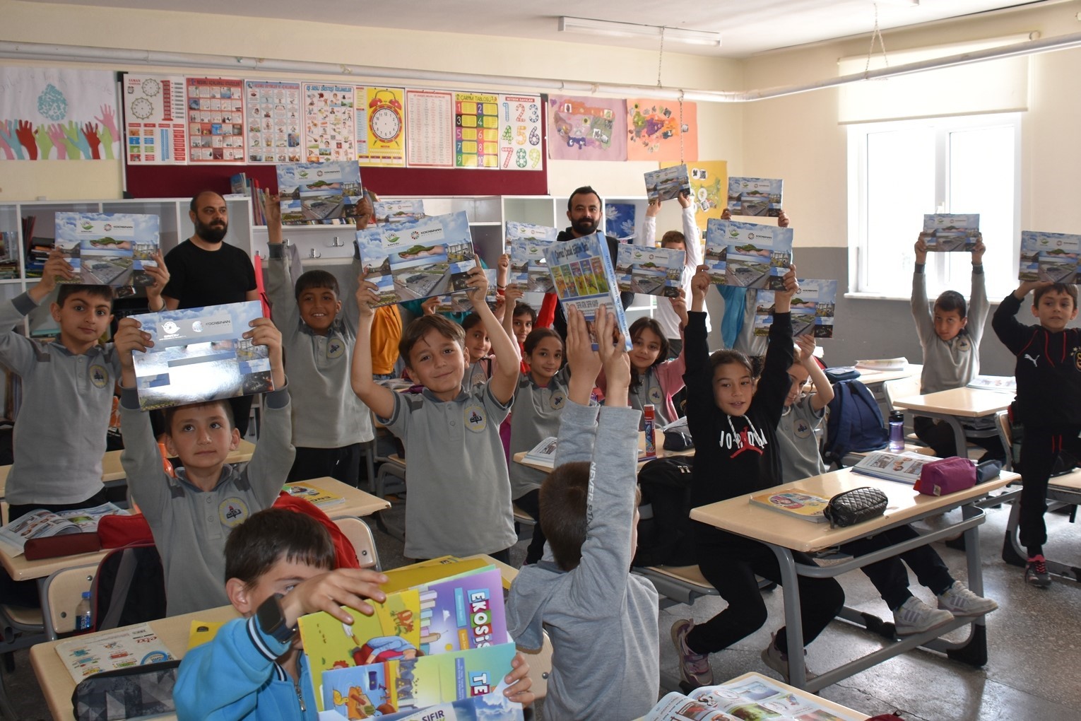 Başkan &Ccedil;olakbayrakdar: "T&uuml;rkiye&rsquo;de ilkleri başaran &ccedil;evre projeleriyle &ouml;rnek olmaya edvam ediyoruz"
