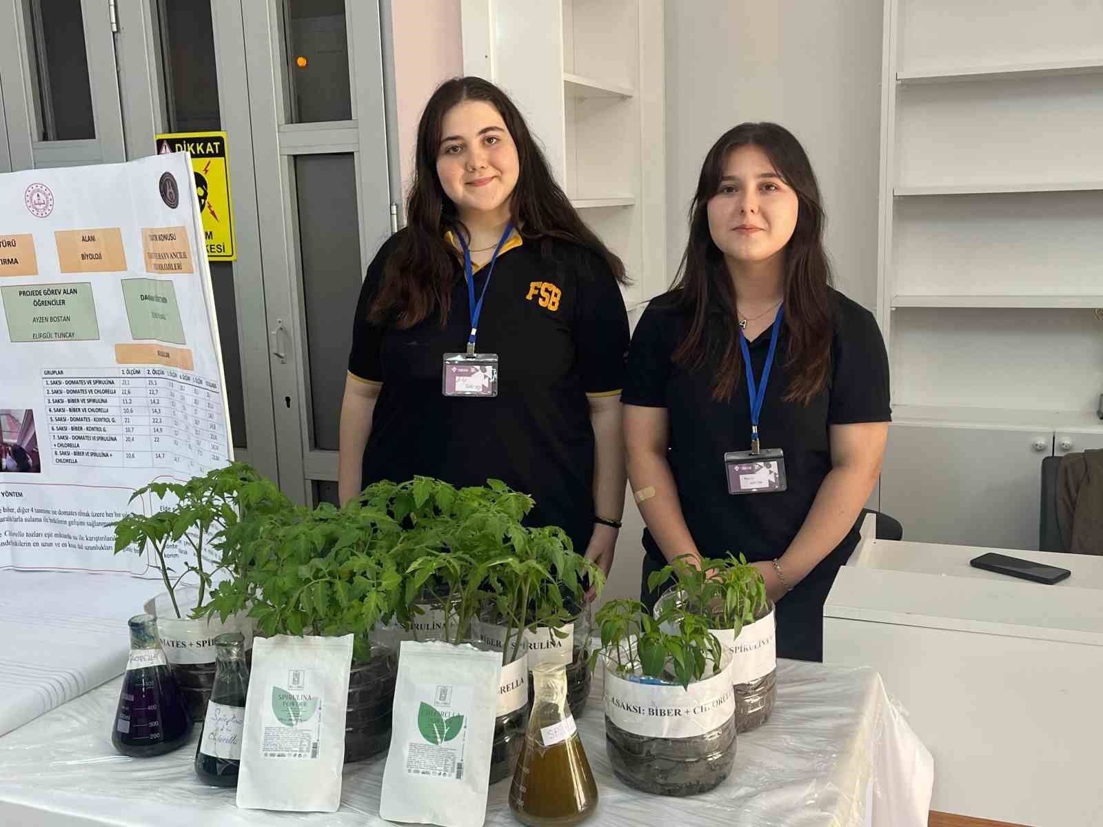 Sinop imam hatip &ouml;ğrencilerinden tarıma yosunlu destek
