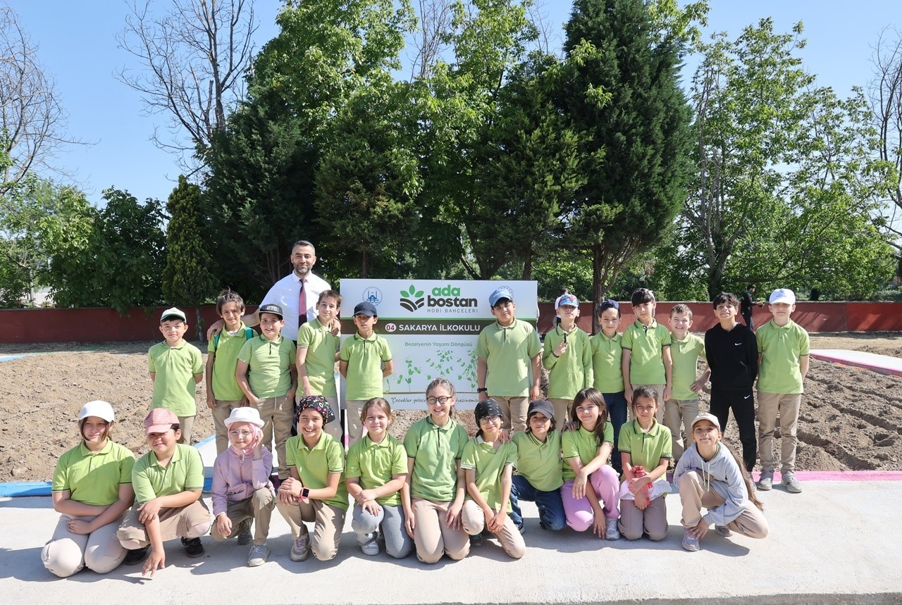 Ada Bostan Hobi Bahçeleri faaliyete geçti