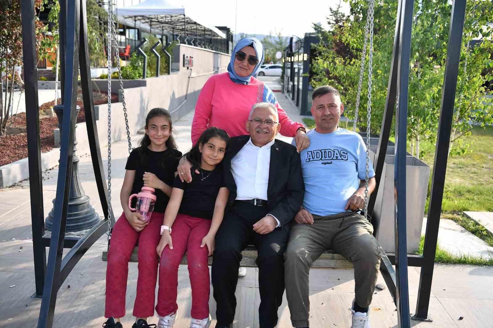 Başkan Büyükkılıç, Mutfak Sanatları Merkezi’nde vatandaşlarla buluştu