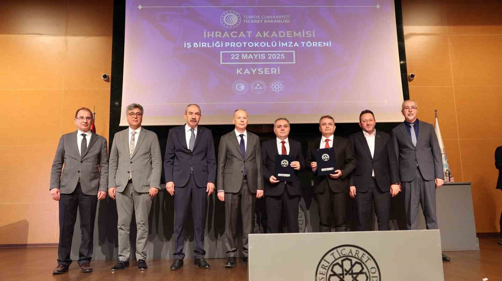 İhracat destekleri eğitim programı KTO’da gerçekleştirildi