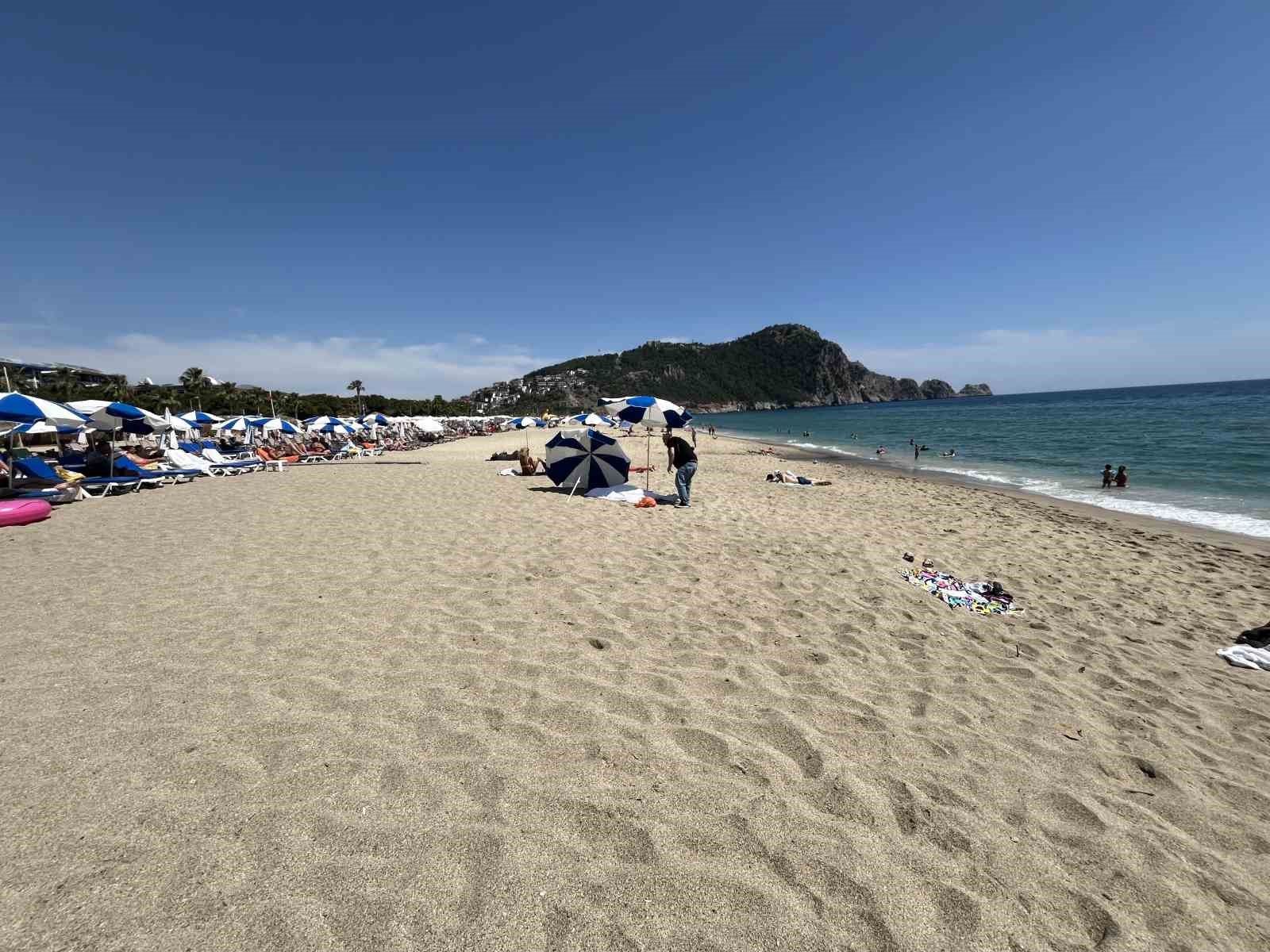 Alanya’ya tatile gelen Alman turist sahilde hayatını kaybetti