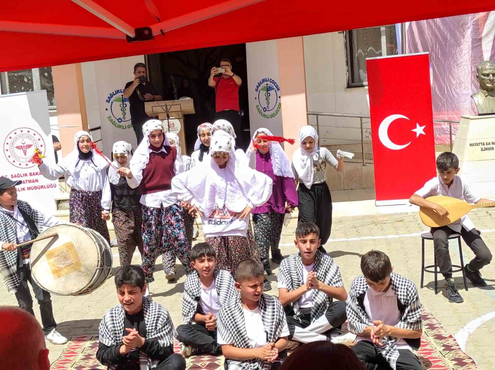 Köy okulunda ’Sağlıklı Çocuk, Sağlıklı Gelecek’ etkinliği düzenlendi