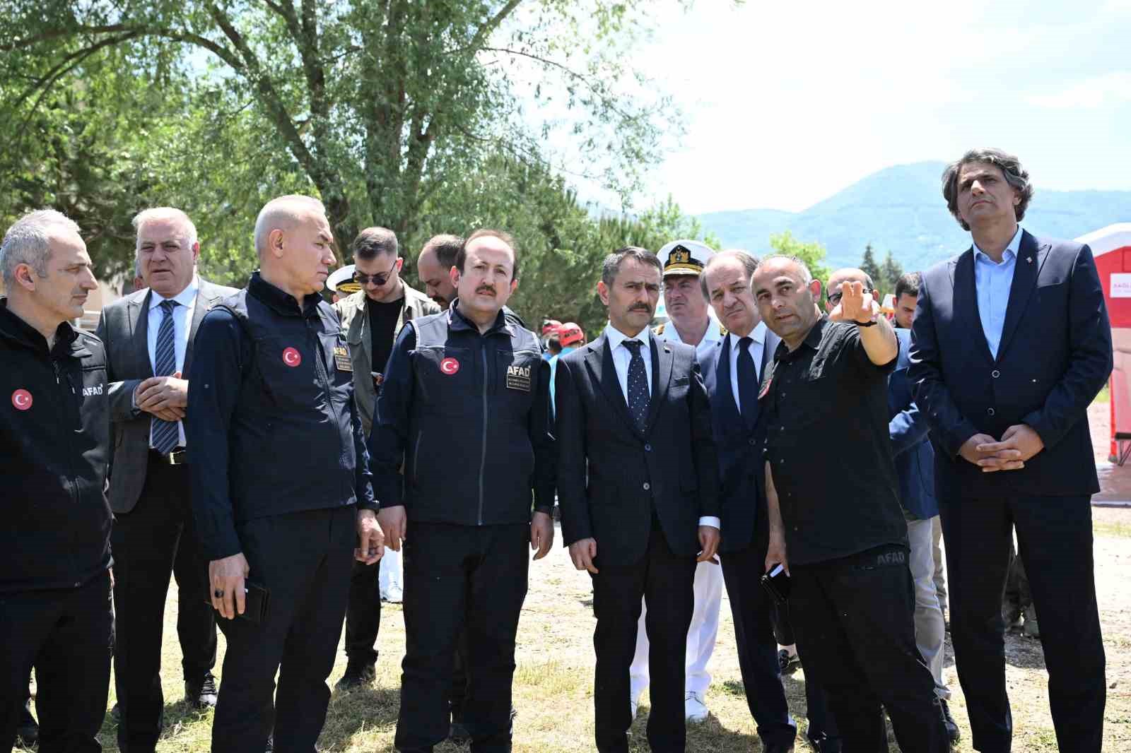 7.2’lik deprem senaryosu: 13 ilden destek ekip geldi

