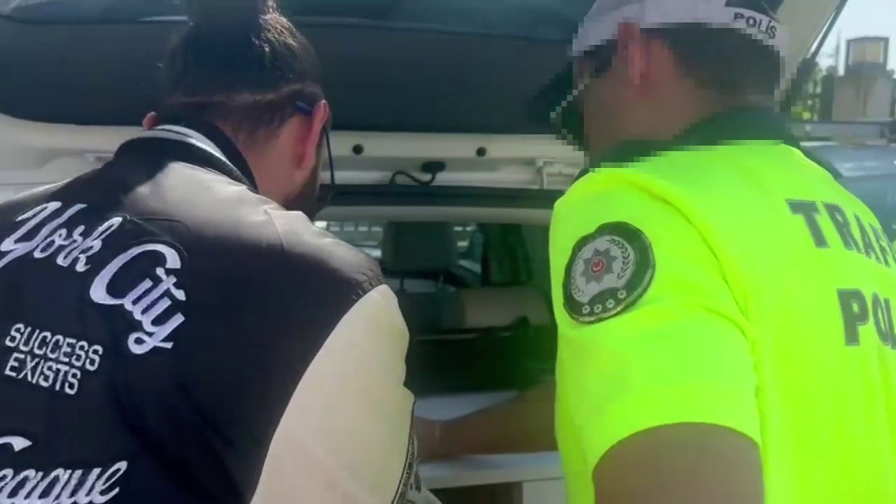 Pendik’te trafikte tartıştığı kişinin aracına saldıran şahsa para cezası
