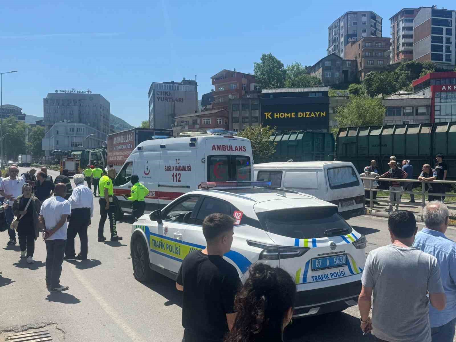 Çevre yolunda kamyonun çarptığı 80 yaşındaki kadın hayatını kaybetti