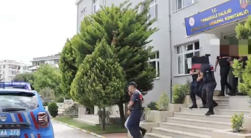&Ccedil;anakkale&rsquo;de iş yerini kurşunlayan ş&uuml;pheli tutuklandı
