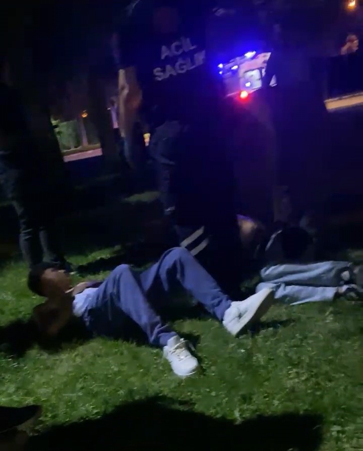 Bursa&rsquo;da parkta iki kişiyi bı&ccedil;aklayan ş&uuml;pheli tutuklandı
