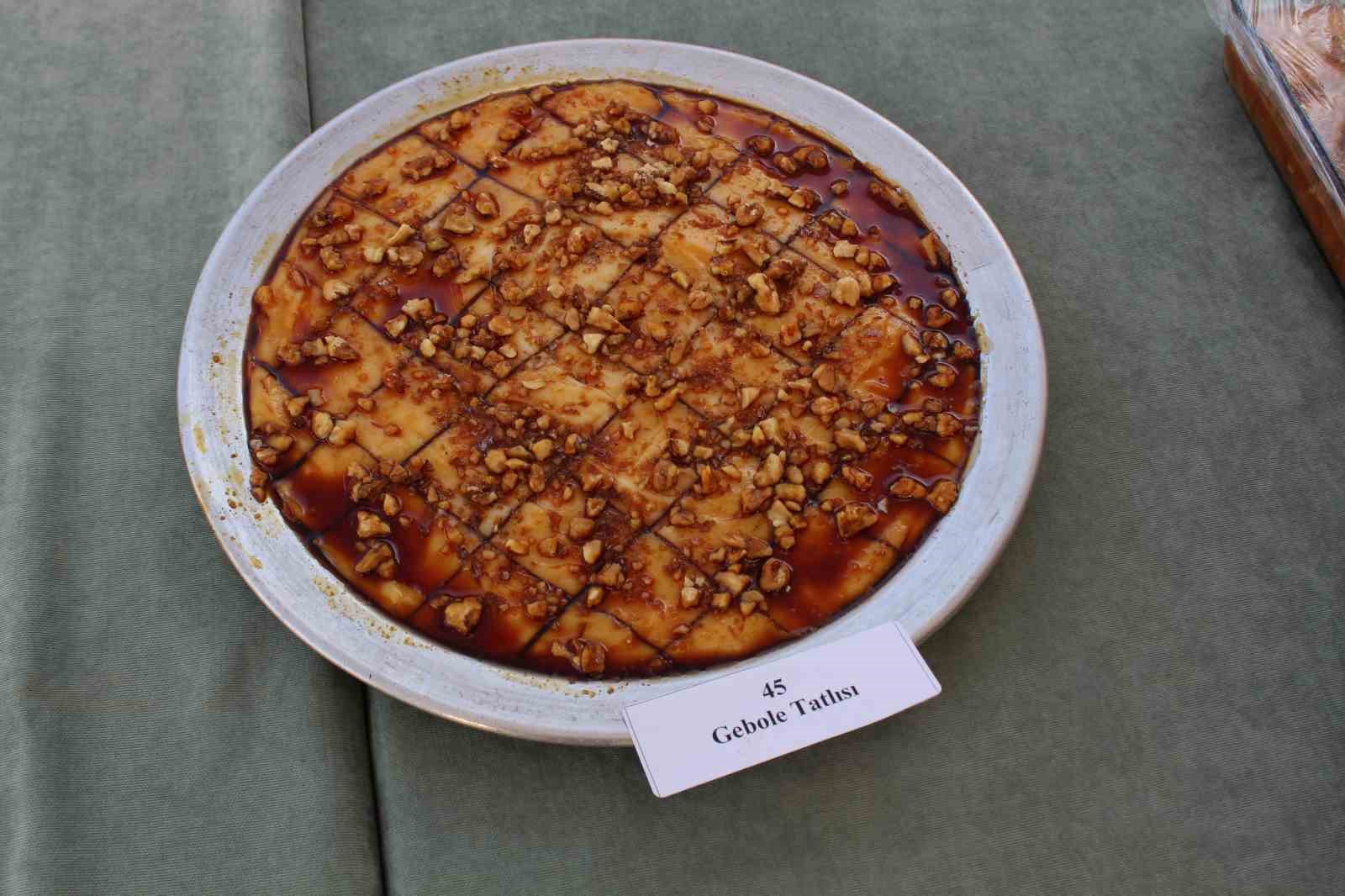 Siirt’te Yöresel Yemek Yarışması’nda lezzetler yarıştı