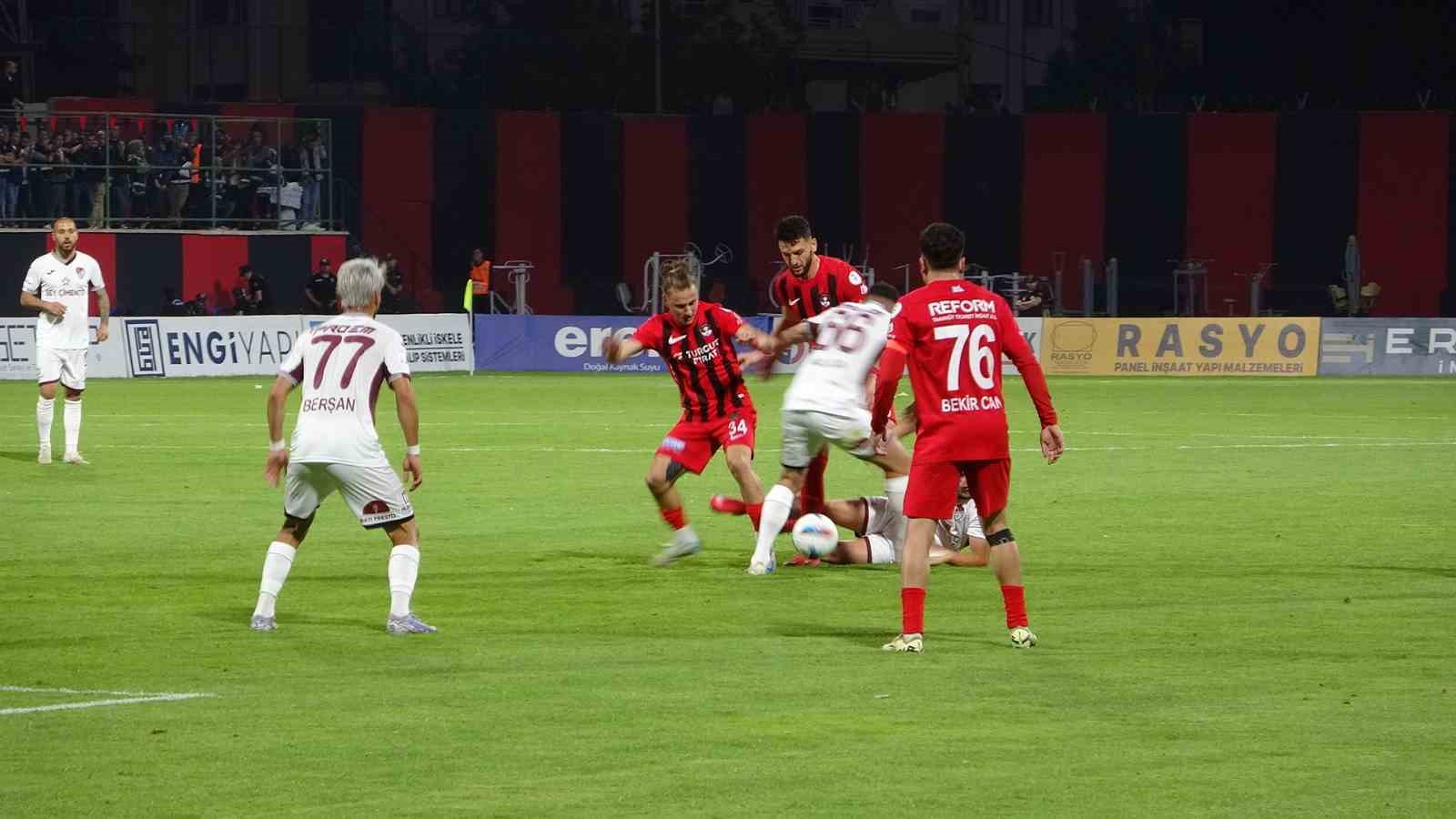 TFF 2. Lig: Vanspor FK: 4 - Elazığspor: 1

