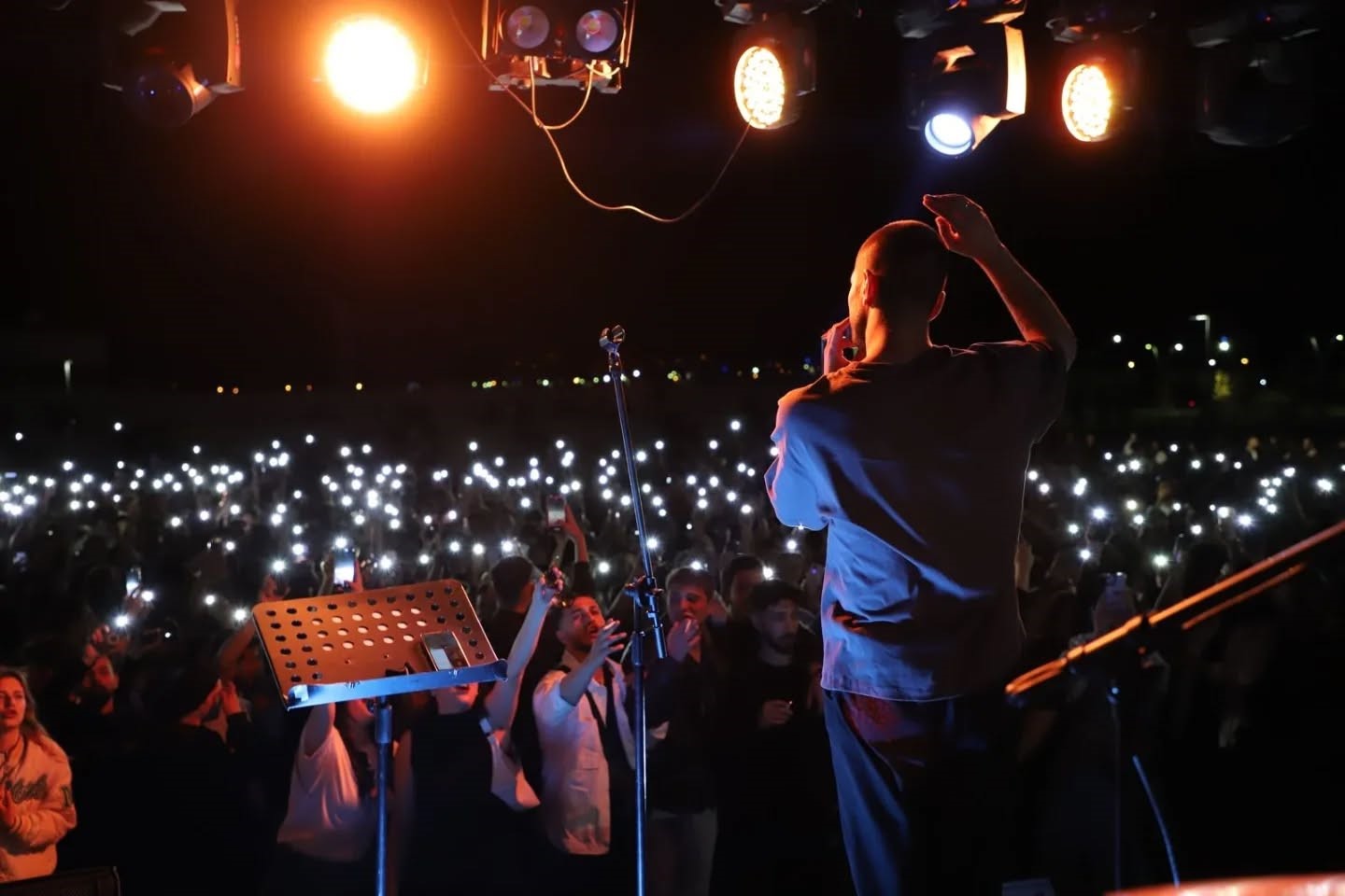 Öğrenciler konserle stres attı