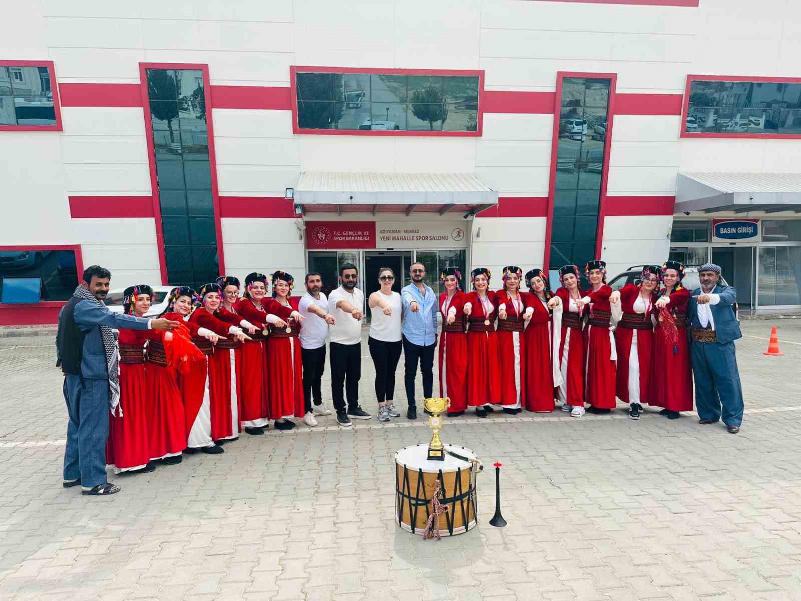 Hakkari Afife Kız Yurdu Türkiye şampiyonu oldu