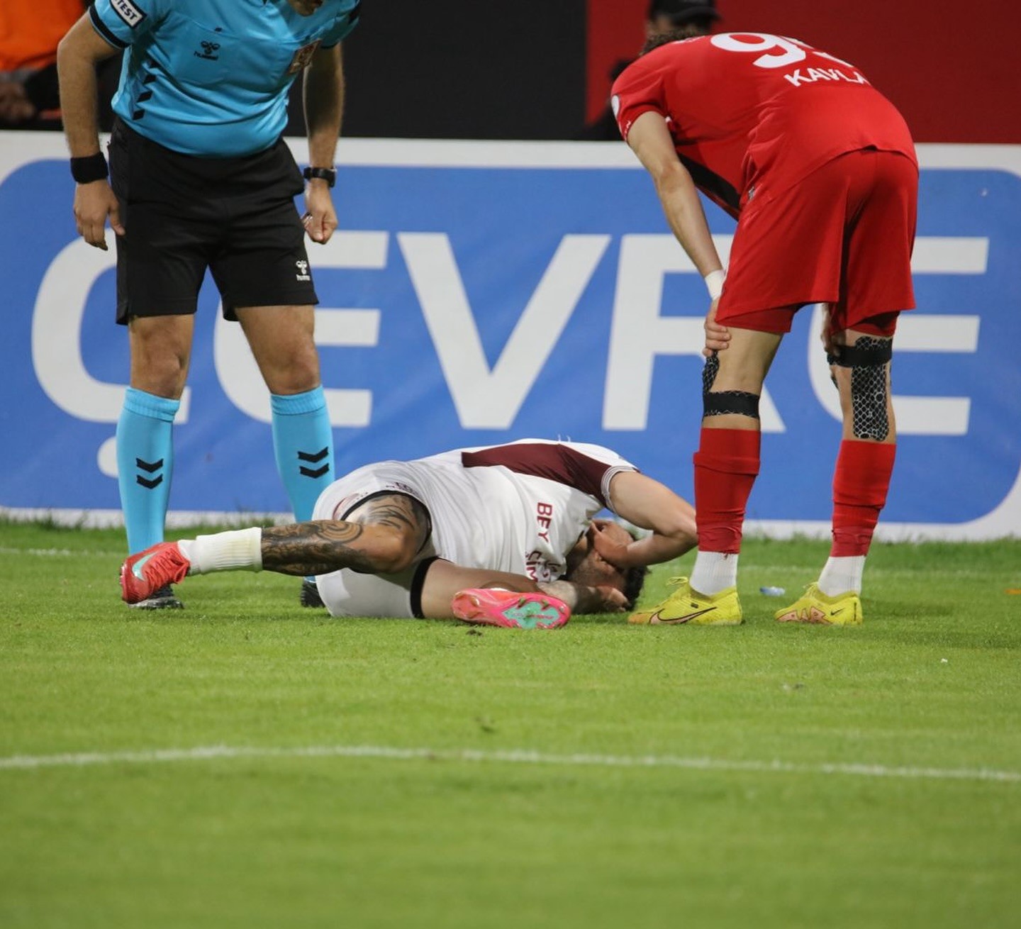 Elazığspor: &rsquo;&rsquo;Futbolda kara gece&rsquo;&rsquo;
