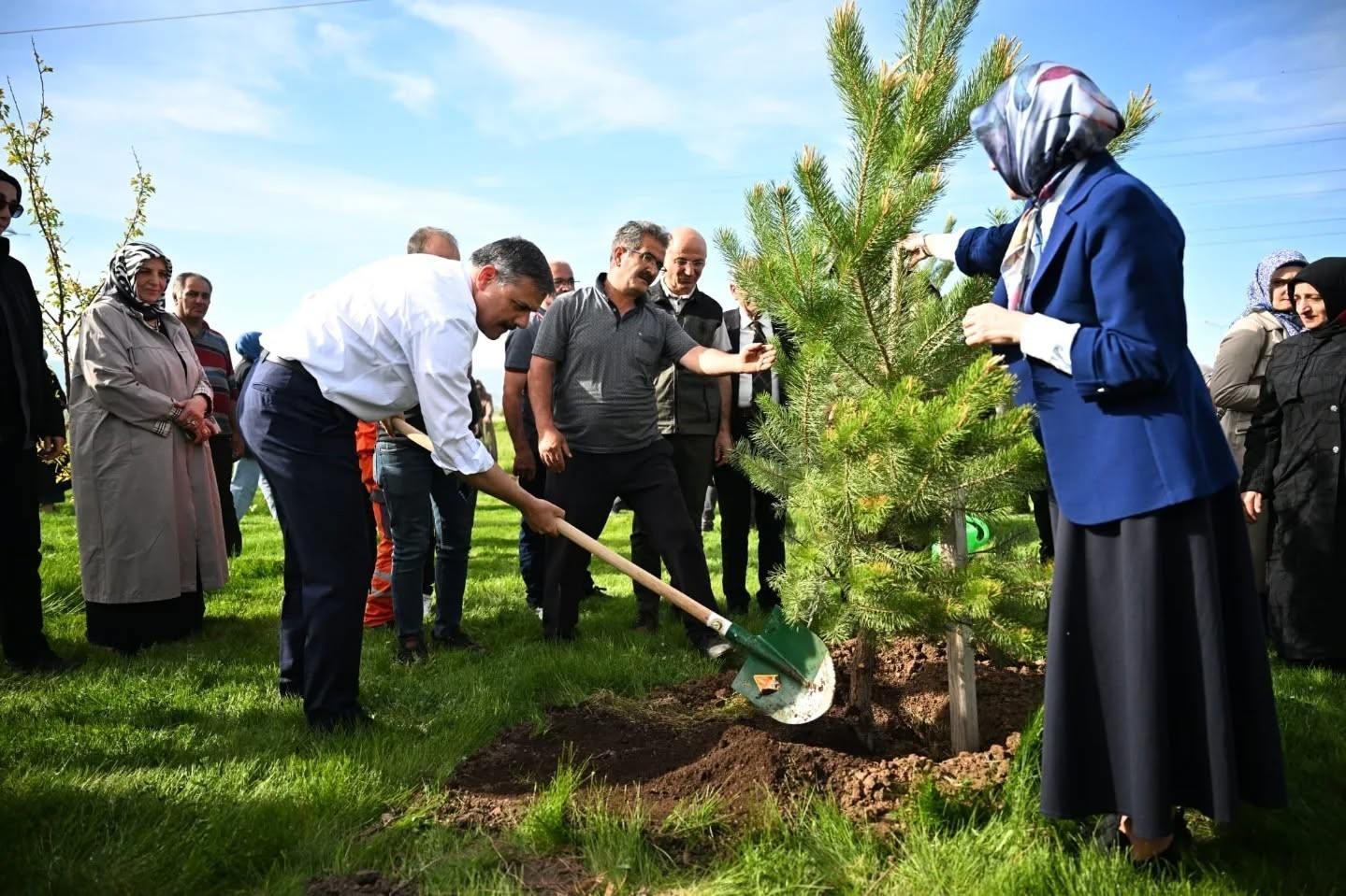 60+ Tazelenme &Uuml;niversitesi&rsquo;nde yıl sonu programı
