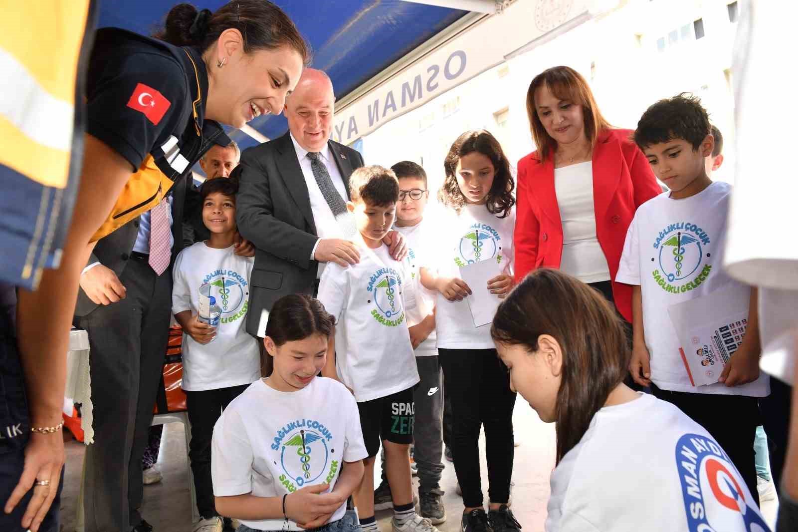 Denizli’de ‘Sağlıklı Çocuk, Sağlıklı Gelecek’ projesi hayata geçirildi