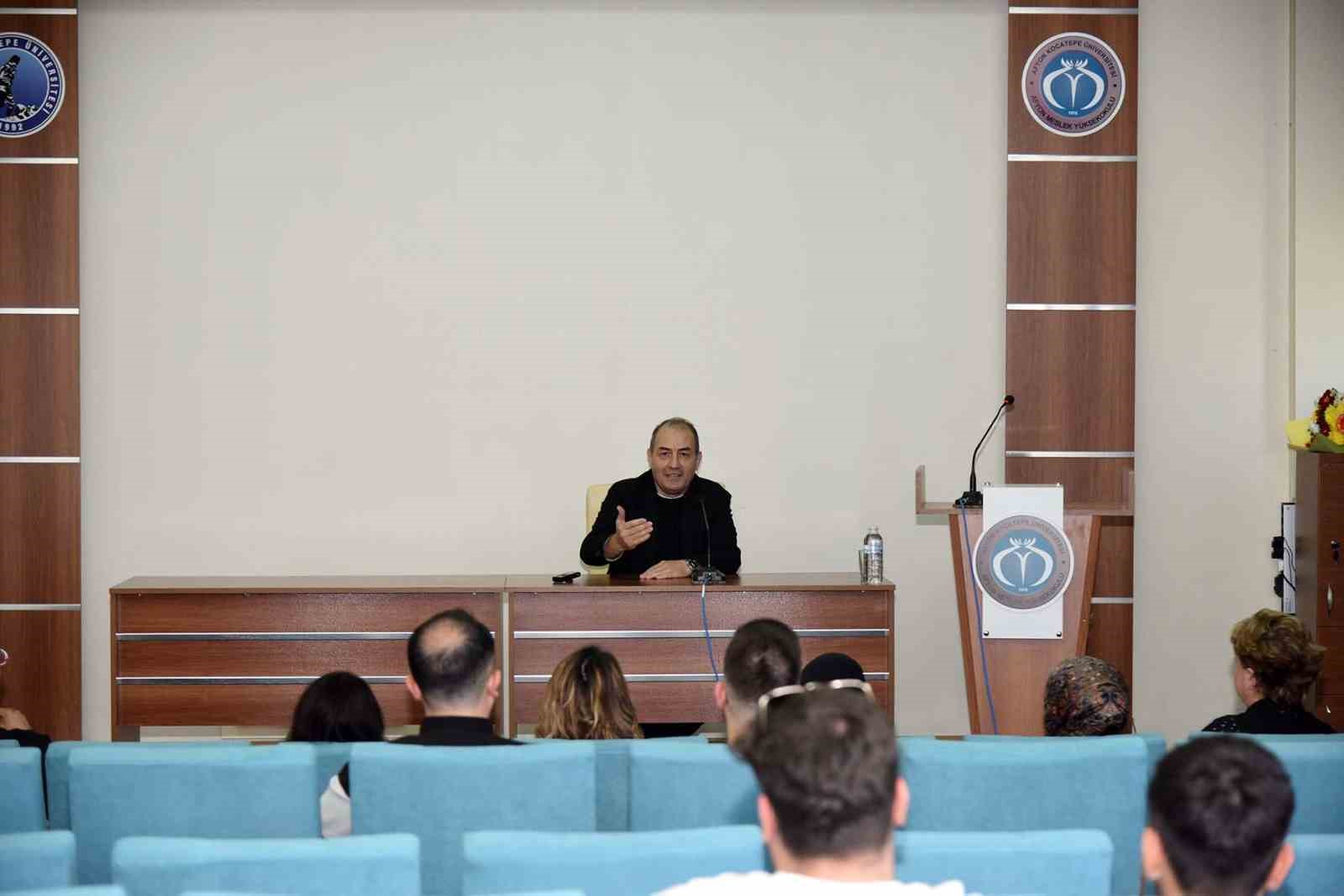 "Enflasyon ve Gen&ccedil;lik: Geleceğe Yatırım" konferansı d&uuml;zenlendi
