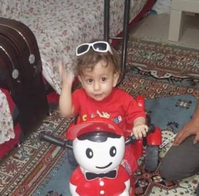 Sinek ısırığıyla yatağa bağımlı kalan çocuğun önceki halleri yürek burktu