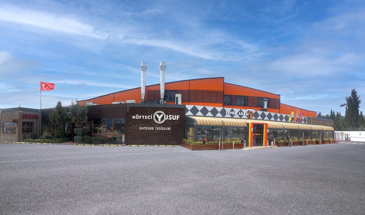 Köfteci Yusuf hakkında çıkan asılsız haberler, sosyal medyada tepki topladı