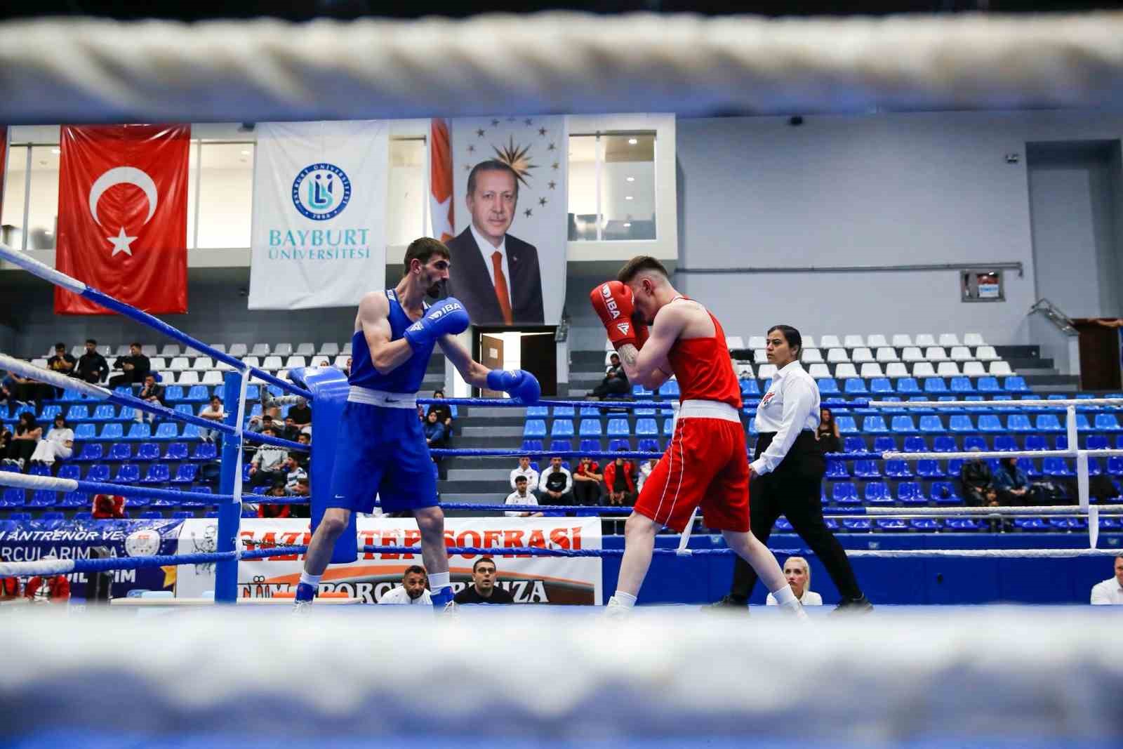 Bayburt’ta ’Boks Turnuvası’ düzenlendi