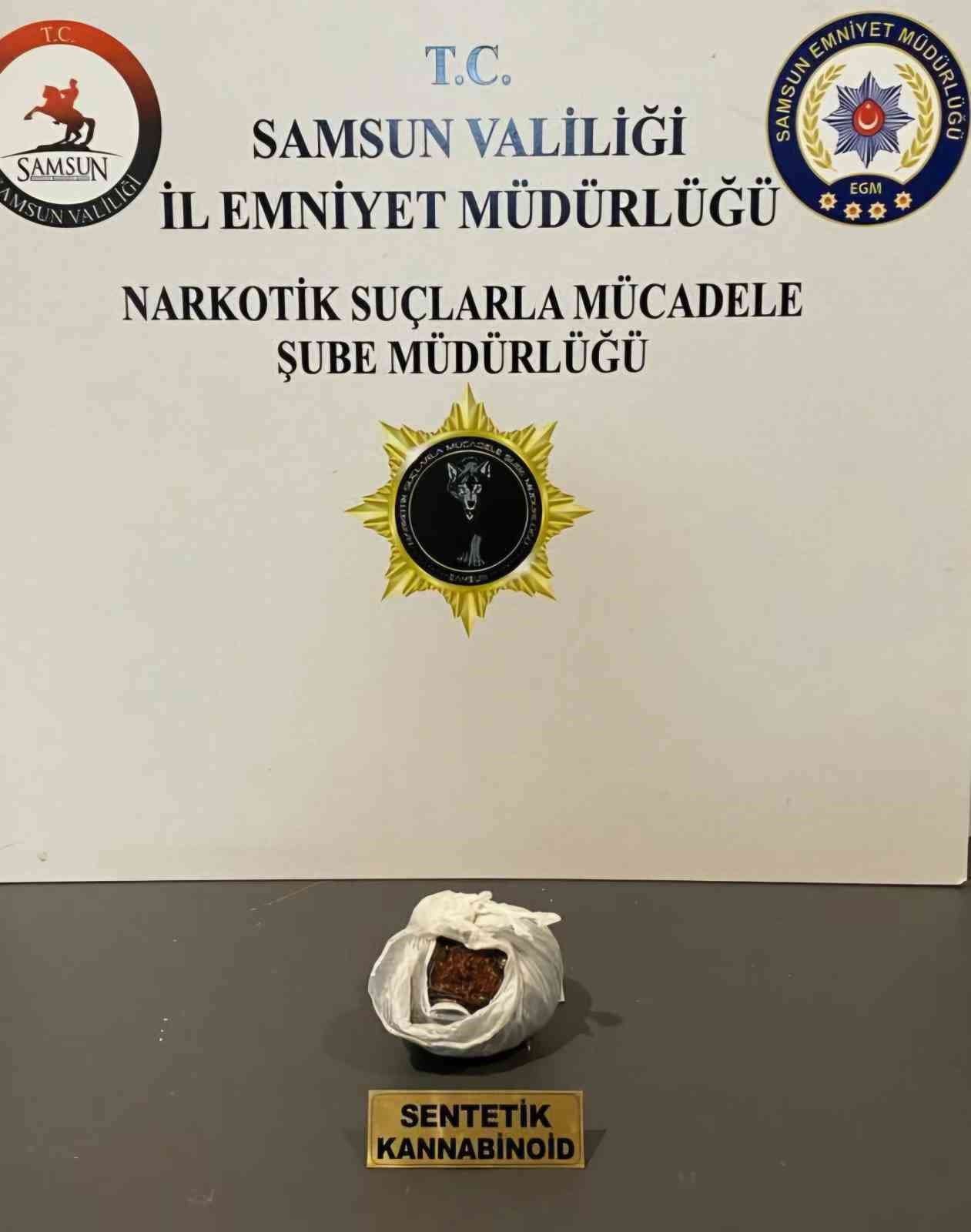 Samsun&rsquo;da uyuşturucu operasyonu: 5 kişi yakalandı
