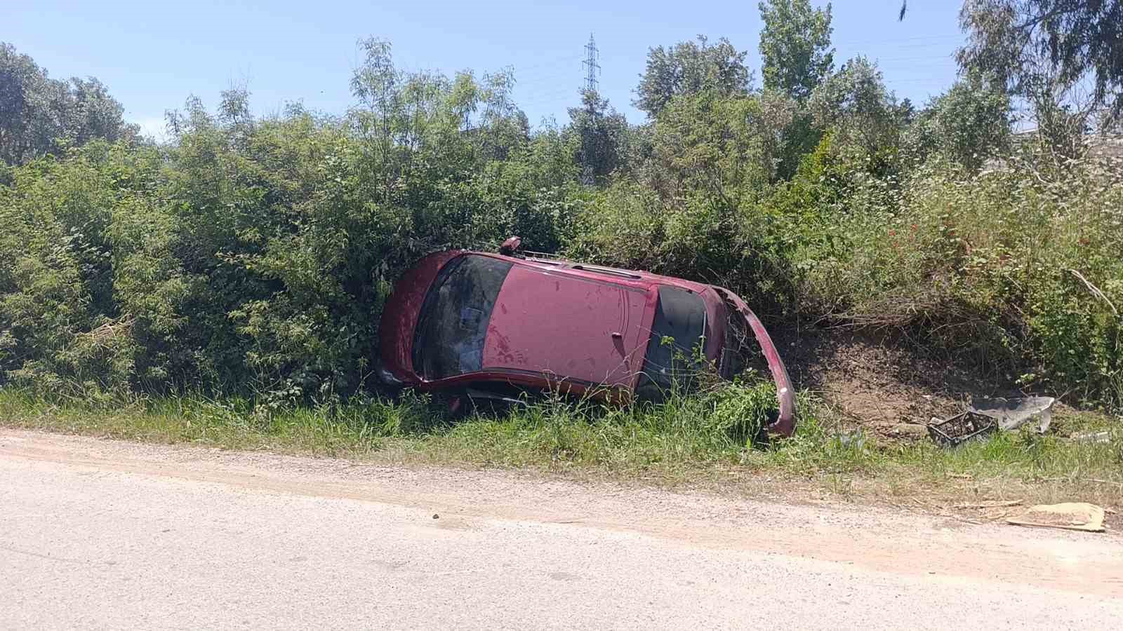 Kazanın ardından otomobilini bırakıp giden sürücüye plakadan ulaşıldı